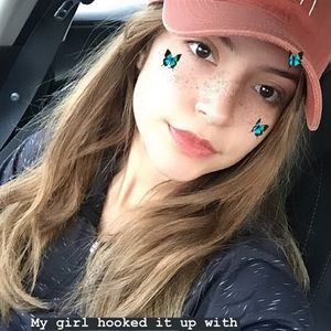 Meet your Posher, Vanessa